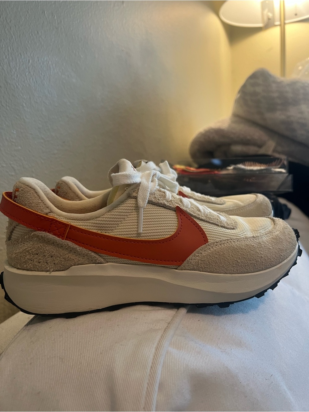 Women’s Nike Waffle Debut Sneakers - Picture 6 of 12